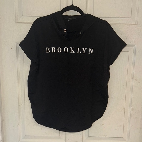 Forever 21 Brooklyn cutoff Black Women's Top hooded - Picture 1 of 10